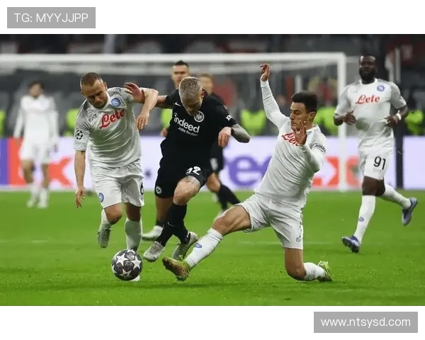 多特边路进攻表现稳健，持续推进战术体系升级