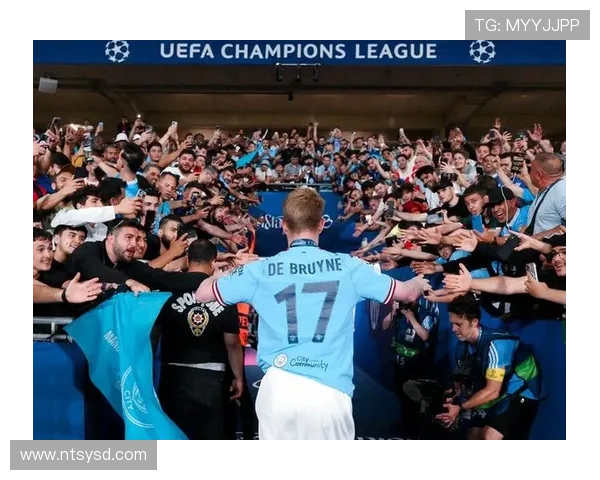 德布劳内 vs 伊涅斯塔：组织核心的战术角色与时代适配差异