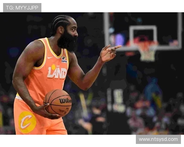 哈利伯顿突破创造挡拆空间提升骑士关键时刻得分效率